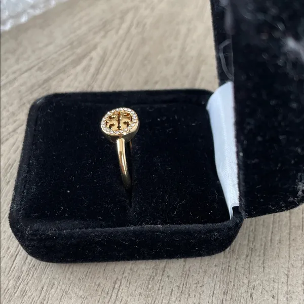Tory Burch Miller Pave’ Delicate Ring Size 7.5 NEW! - Image 2