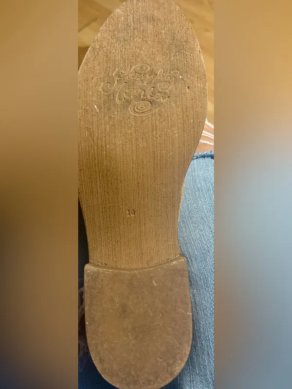 Euc ladies 10 Naughty Monkey Stride Brown Suede Knee-High riding style Boots. - Image 4