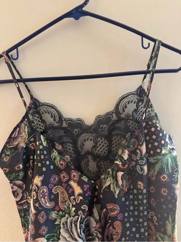Victoria's Secret Floral Lace Trim Black Slip Tank Top Gold Tag Vintage - Image 5