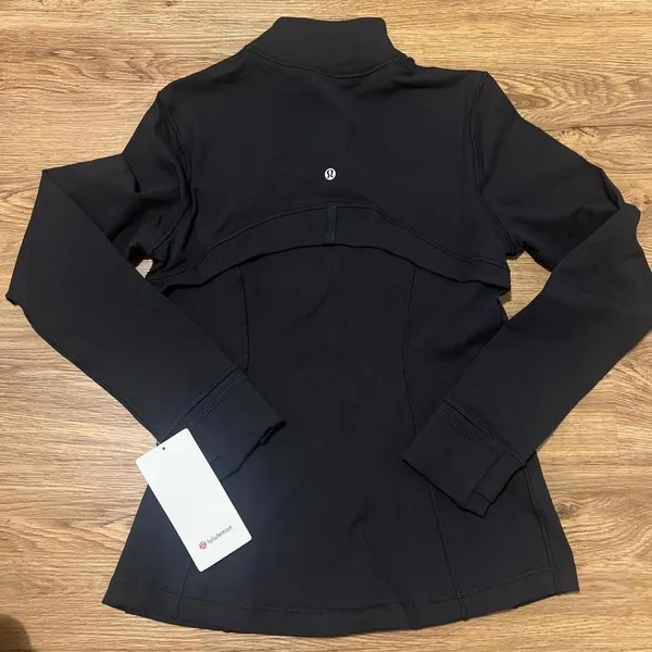 Define Jacket Lululemon Nulu Size 2 - Image 3