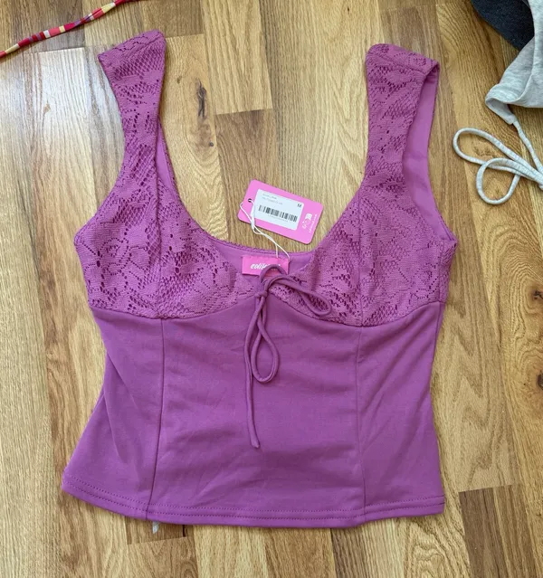 Edikted Crop Top - Image 2