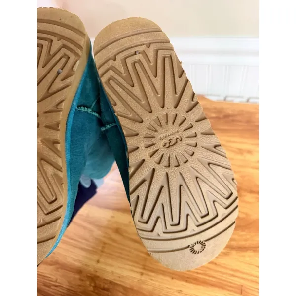 RARE UGG Australia Classic Tall 5815 Pacific Teal Turquoise Sheepskin Boots 5 - Image 9