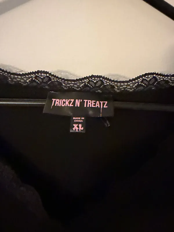 Trickz N’ Treatz Black Lace Bat Wing Dress, Sz XL - Image 3