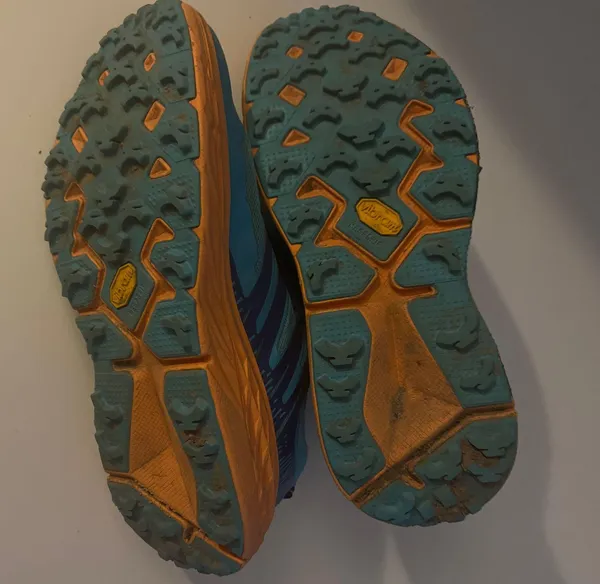 Hoka Speedgoat 3 EUC SZ. 11 - Image 4