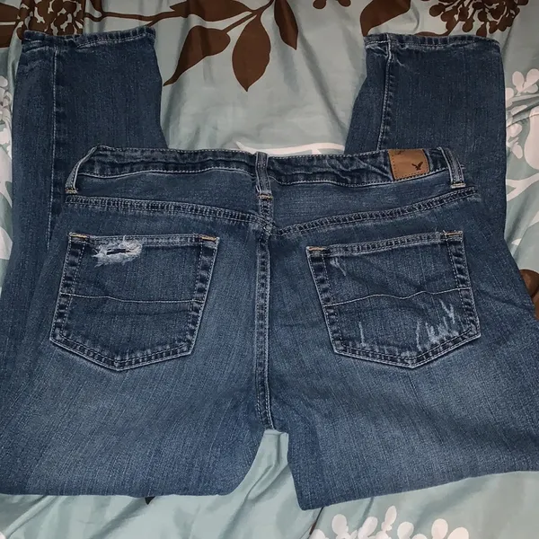 American Eagle destroyed denim - Image 3