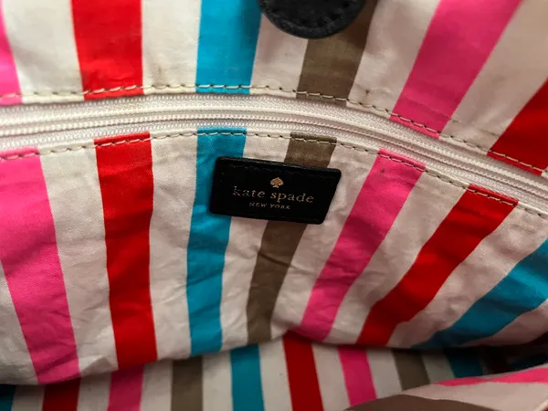Newbury Lane Cadene Tote Bag - Image 4