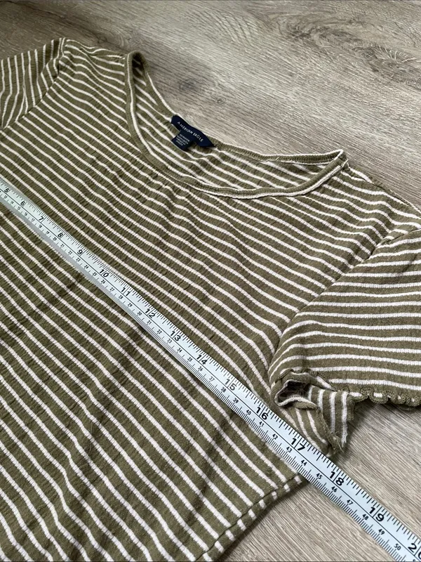 American Eagle | Green striped lettuce hem top size xs - Image 4