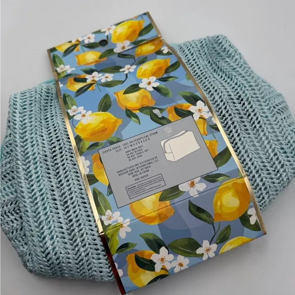 Straw Zipper Travel Pouch - Image 3