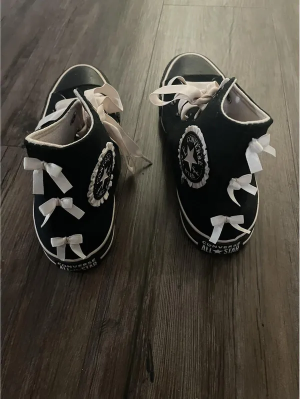 Converse Chuck Taylor All Star Womens Sz 6 Black Pink Ribbon - Image 4