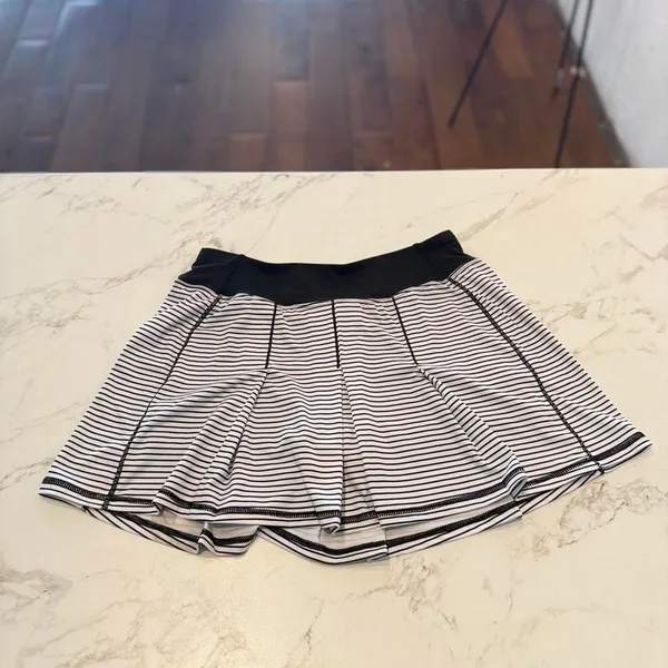 Kyodan Women's White + Black Striped Pleated Tennis Skirt Size P/S Fairy Core - Image 6