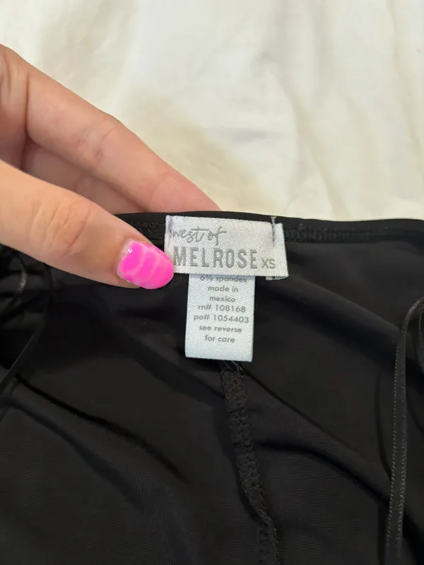 Tilly’s Shoulder Shaw Top - Image 2