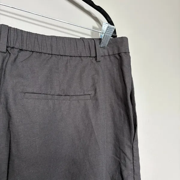 Uniqlo Women's Black Pleated Wide Leg Pants - Size XXL - Linen Blend Relaxed Fit - Image 5