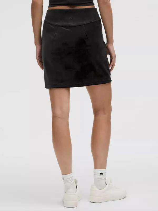 Lululemon Scuba High Rise Mini Skirt Womens M Black Velvet Velour Tennis Skort - Image 2