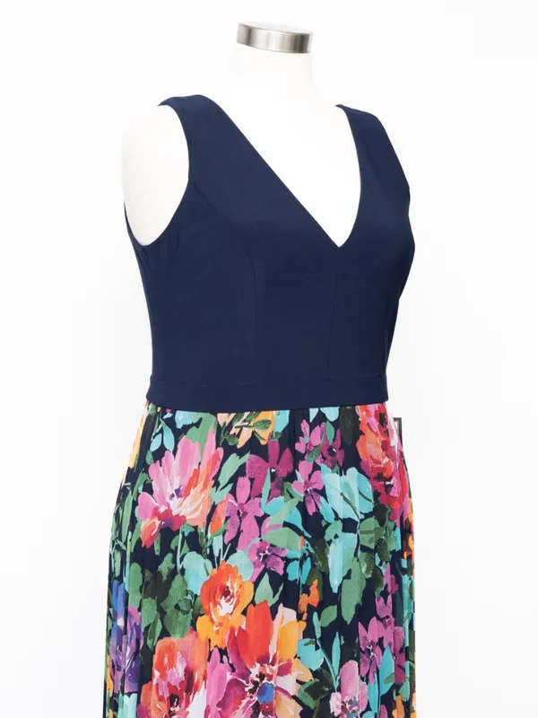 Xscape. Sleeveless Floral Maxi‎ Dress - Image 6