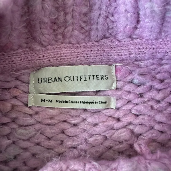 Urban Outfitters Crop Knit Buttoned Pink Size Medium Cardigan - Image 4