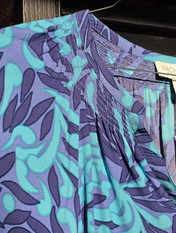 New Rachel Zoe Blue Purple Printed Long Sleeved Dress Small - Image 4