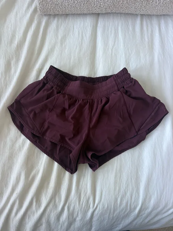 Lululemon Hotty Hot 2.5" - Image 5