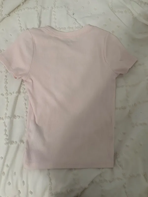 Hollister Medium Women's Pink Ribbed Longer-length Heart Cake Graphic Baby Tee - Image 2