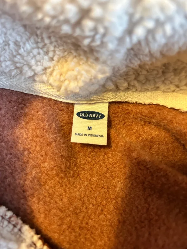 Old Navy Hoodie - Image 6