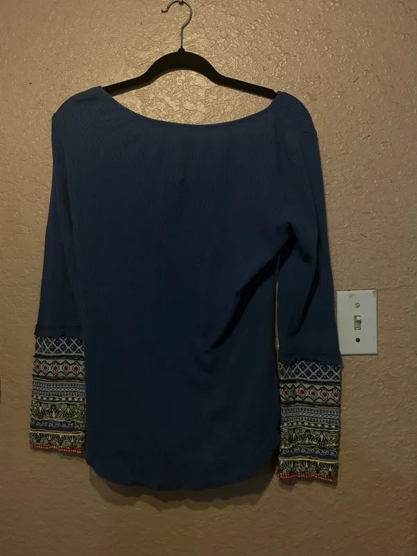 Sundance Henley Top Women medium Blue Boho Embroidered Waffle Knit Gorpcore - Image 3