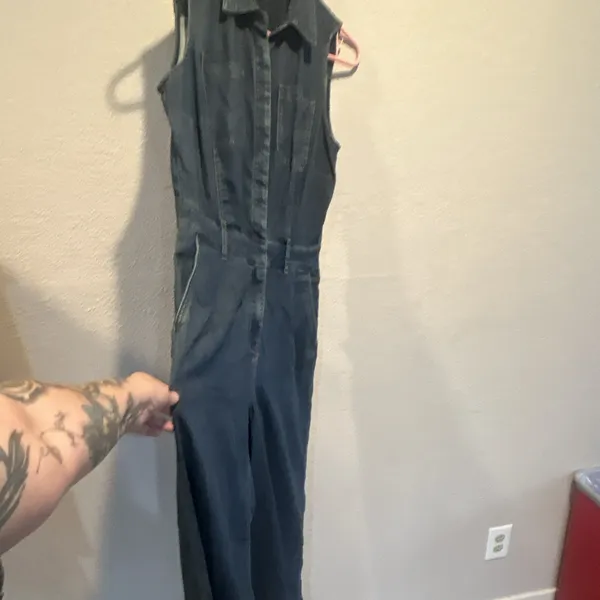 Chico's Denim Jumpsuit Sleeveless Collared Button Front Pockets Blue 0 small - Image 3