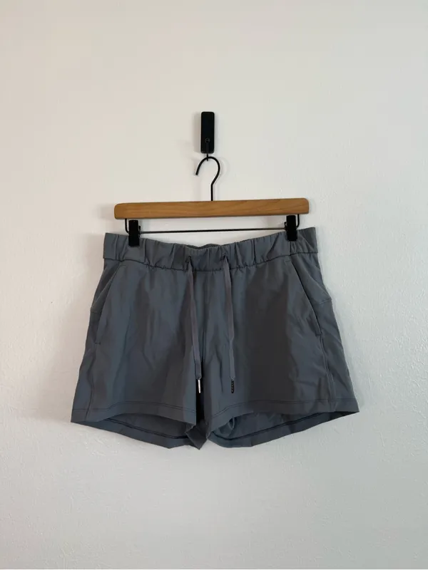 Lululemon On The Fly Short *2.5" Steam Blue - Image 2