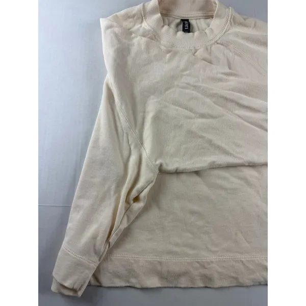 Stylish Vuori Women's Crewneck Light Sweater - Size XS - Image 7
