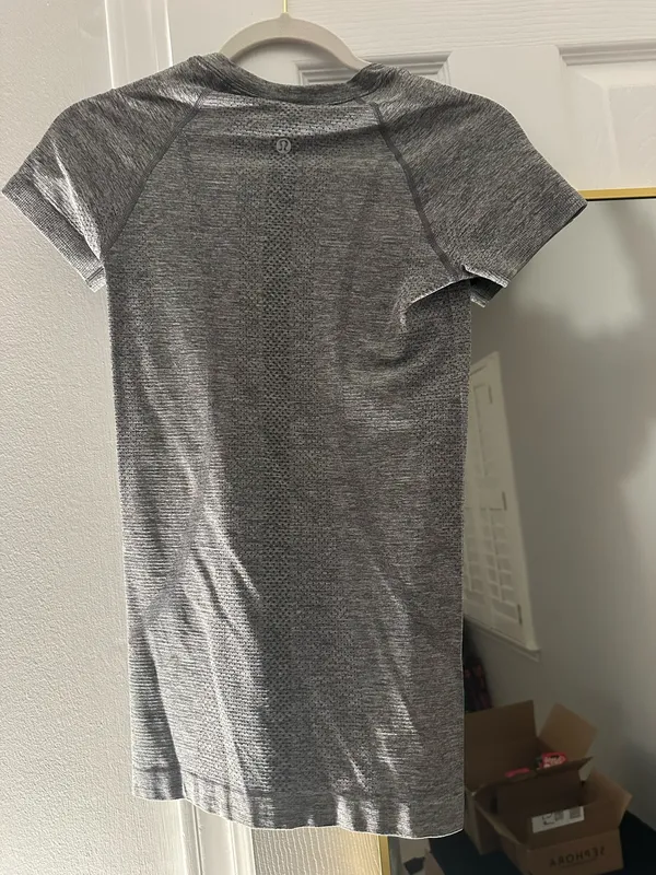 Lululemon Swiftly Tech - Image 2