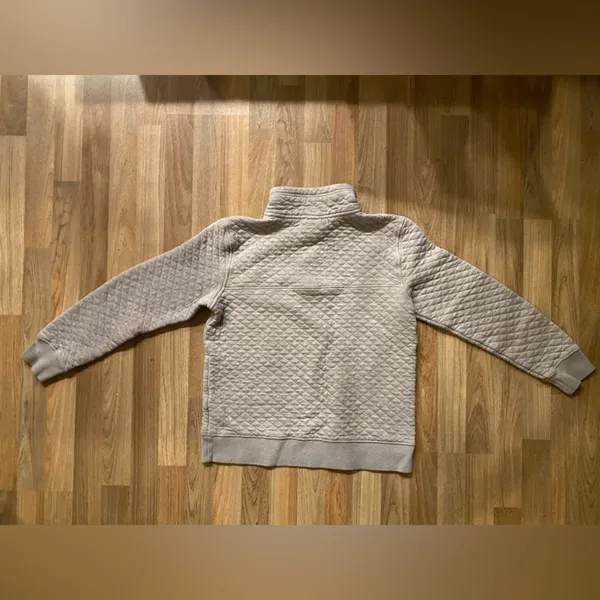 Patagonia Women’s Gray and Maroon Sweater — Slight Flaws - Image 2