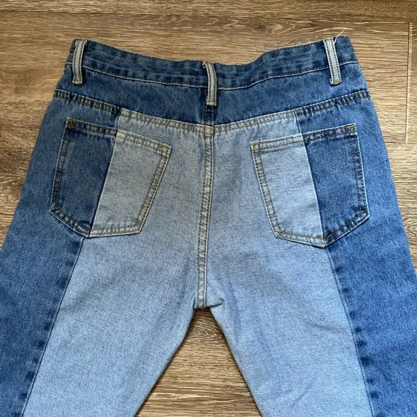 Forever 21 Two Tone Patchwork Raw Hem Jeans Size Medium - Image 8