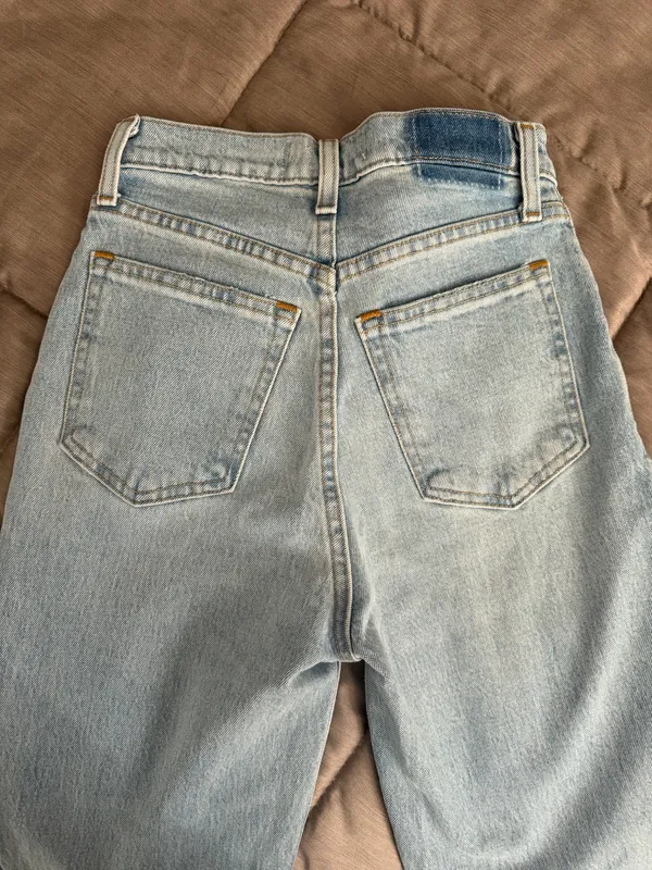 Abercrombie Jeans - Image 4