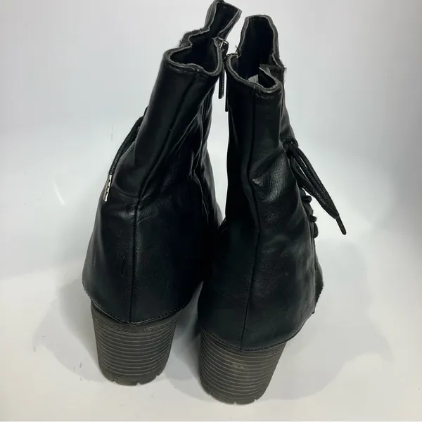 Muk Luks Lucy Lillith black faux‎ leather boots women’s size 10 zipper closure - Image 5