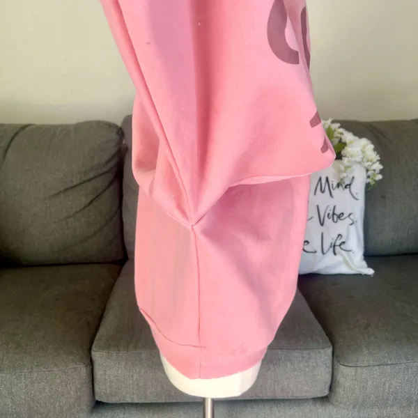 NYC Brooklyn Pink Graphic Sweatshirt Size undefined - Image 6
