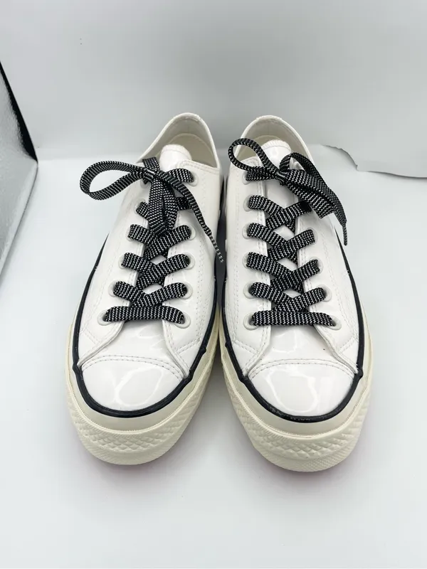 Converse unisex Chuck 70 low top patent leather white sneakers with red soles - Image 4