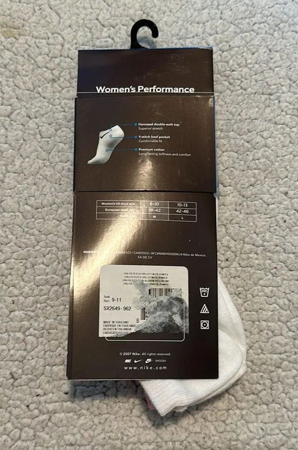 Nike Performance Lightweight No Show Socks - Image 2