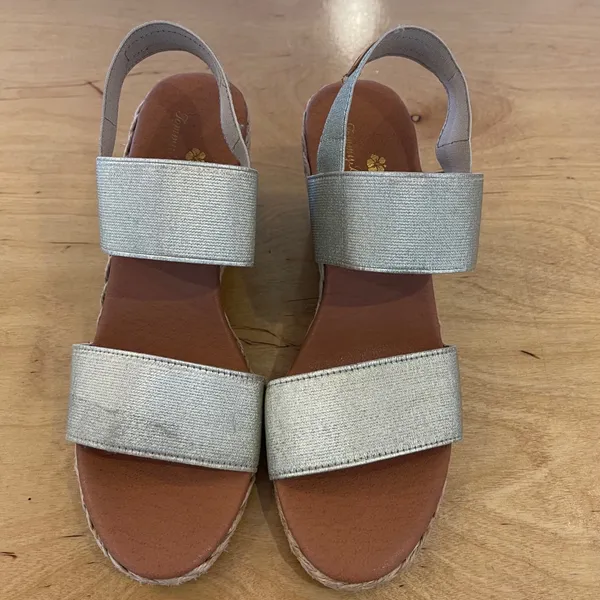 Tommy Bahama Sakura Wedge Espadrille Sandals Gold Metallic Ankle Strap Shoes 6.5 - Image 3