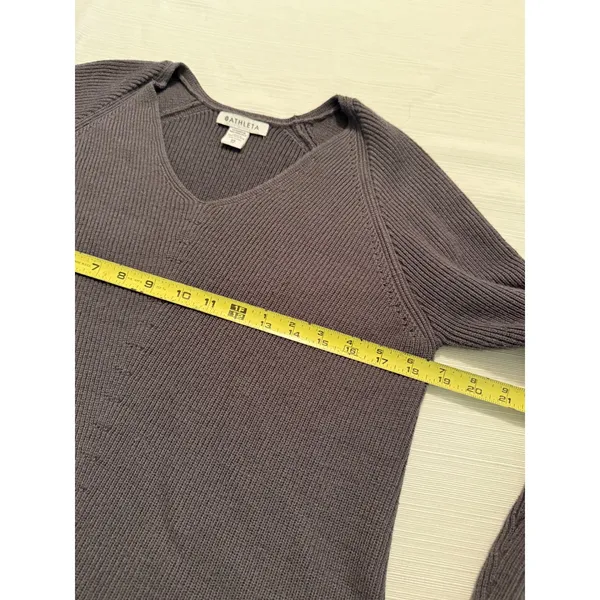 Athleta Womens XS‎ Purple Merino Wool Blend Ribbed V-Neck Raglan Sweater Plum - Image 4