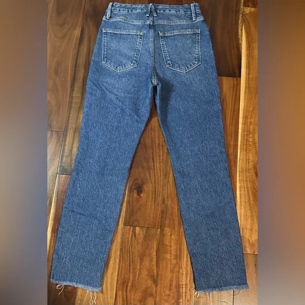 Good American Good Legs Straight Jeans - Image 6