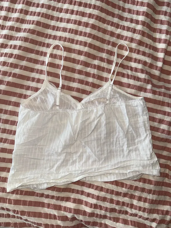 White sheer tank top Size M - Image 2