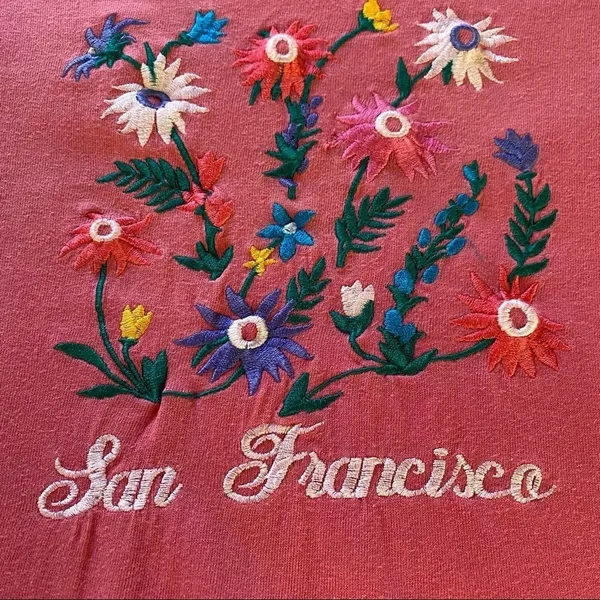 Vintage San Francisco Embroidered Floral T-shirt Pink Size Medium - Image 2
