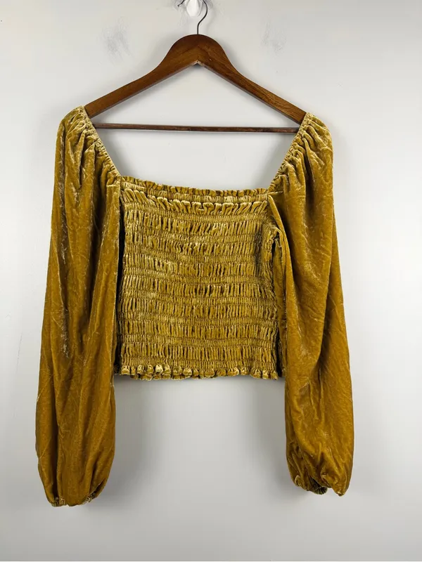 Anthropologie Puff-Sleeved Velvet Blouse in mustard yellow green size medium - Image 3