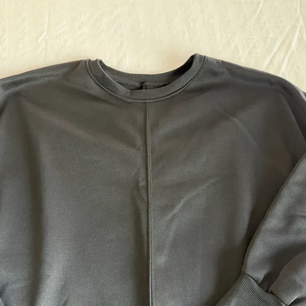 NEW Women's Oversized Black Crewneck Pullover Sweatshirt Size L #260201 - Image 2
