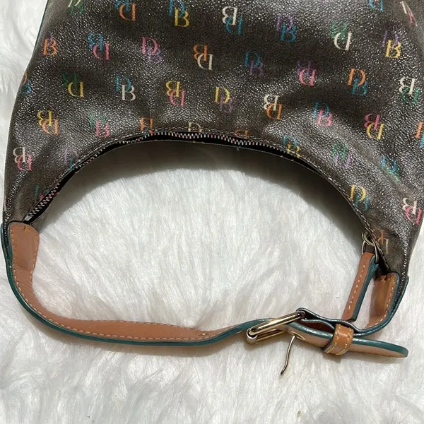 Authentic Dooney & Bourke Vintage Rainbow Handbag Adjustable leather strap A27‎ - Image 4