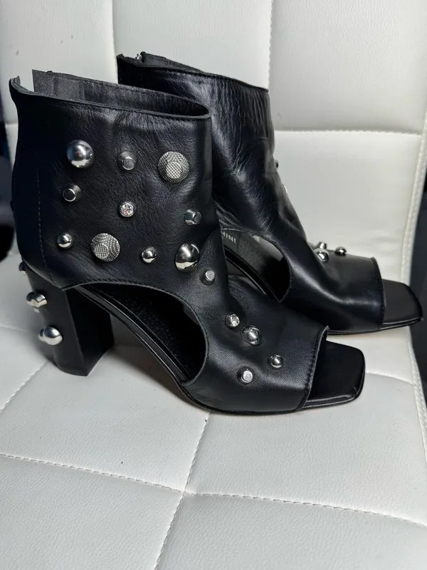 Fabrizio Chini Black Leather Studded Peep Toe Ankle Booties Made in Italy - Image 4