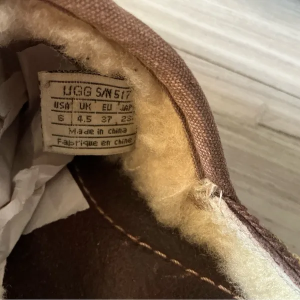 Ugg Kohala brown leather clogs sheepskinn lined size 6 women’s outdoor slippers - Image 8