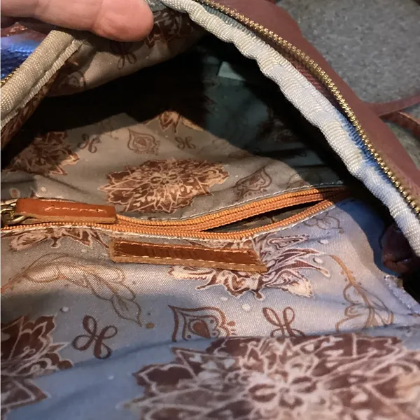 HOBO Rich Brown Leather Crossbody Bag - Image 6