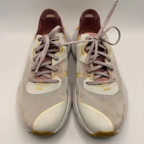 Sorel Kinetic RNEGD Float Sneakers in Chalk & Eraser Pink Vapor Womens Size US 9 - Image 4