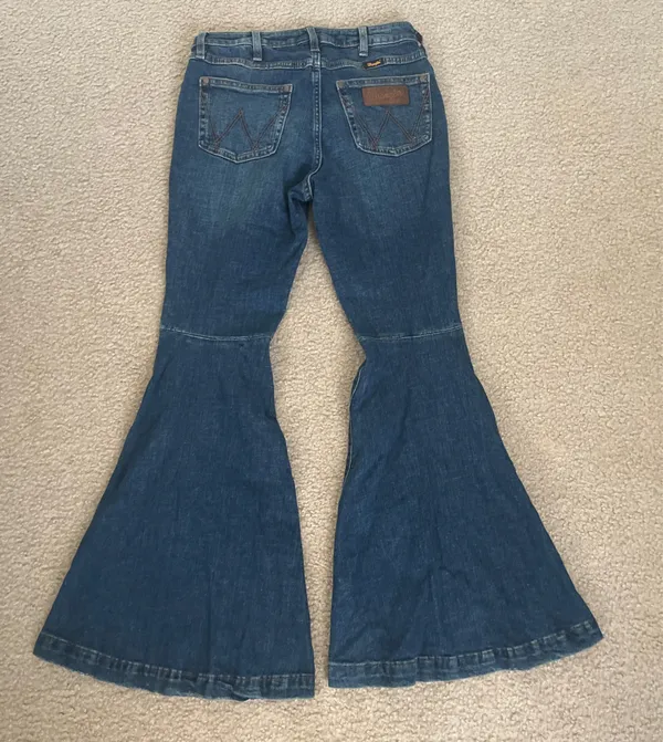 Wrangler High Rise Bellbottom Jeans  - Image 3