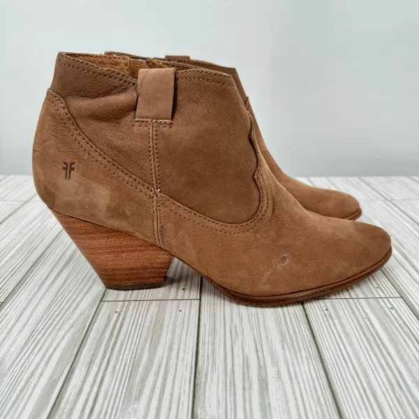 Frye Reina boots 8.5 western block heel zipper ranch rodeo cognac brown leather - Image 9