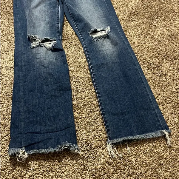 Judy Blue High Rise Medium Wash Destroyed Knee & Frayed Hem Straight Leg‎ Jeans - Image 3